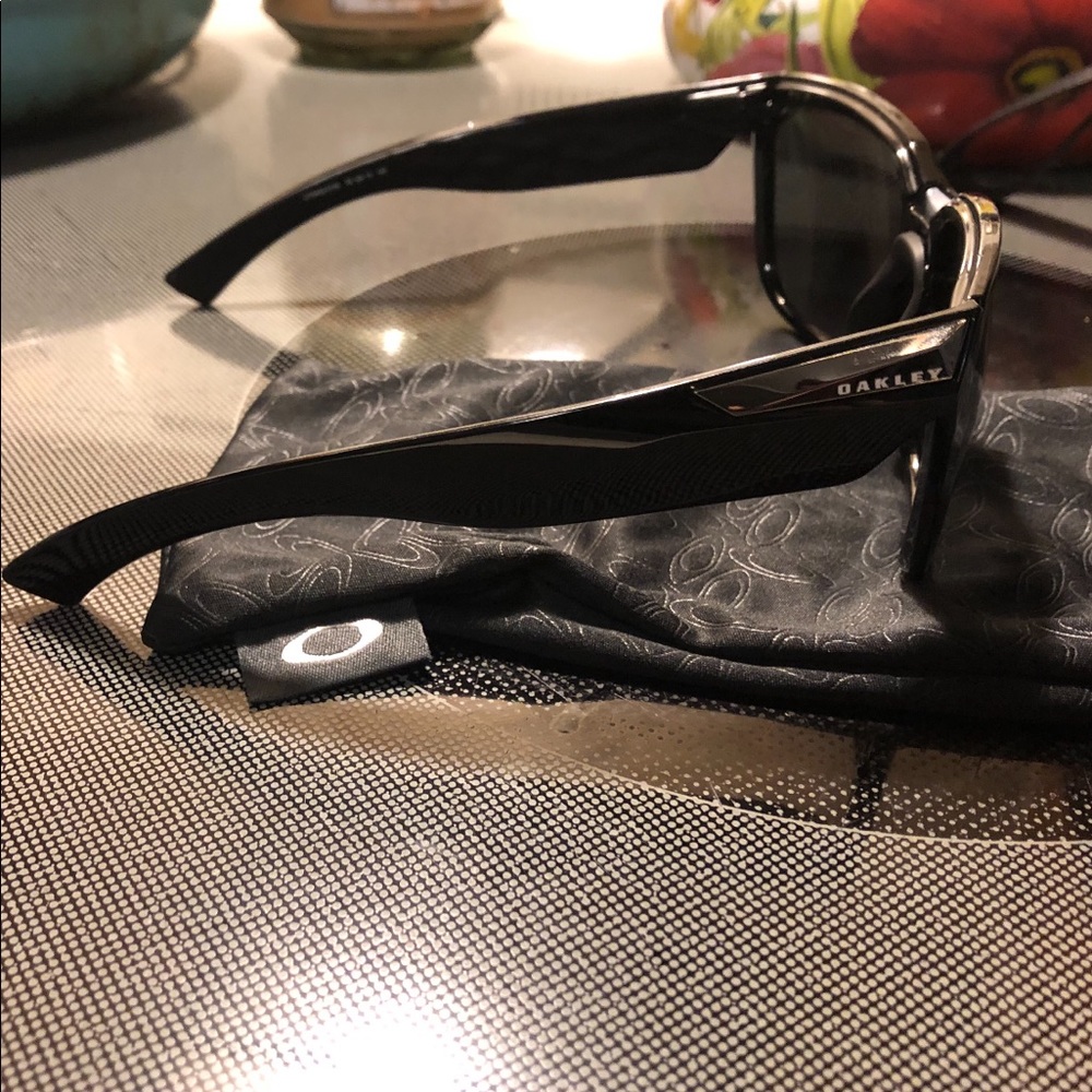 Oakley Rev ups